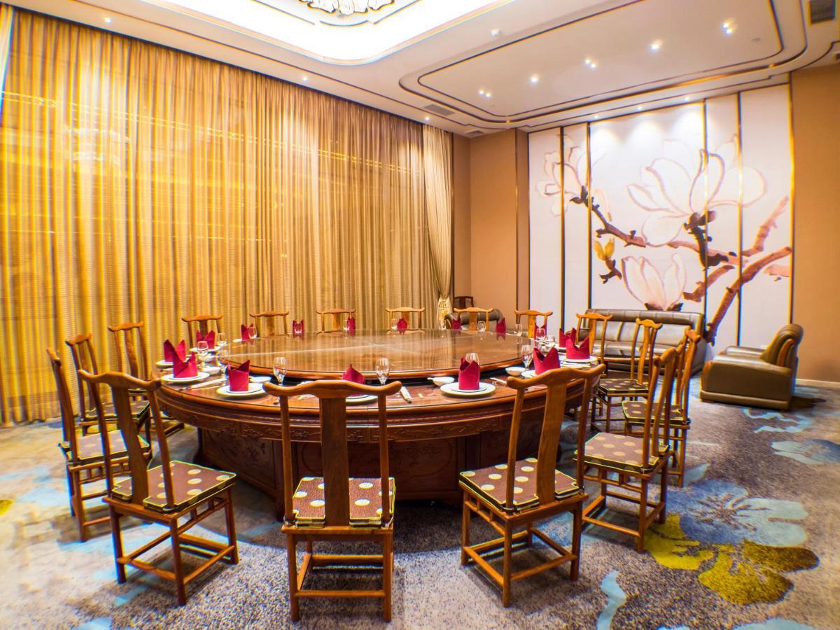 Zhongshan Guzhen Huayu Landmark Hotel Exterior photo