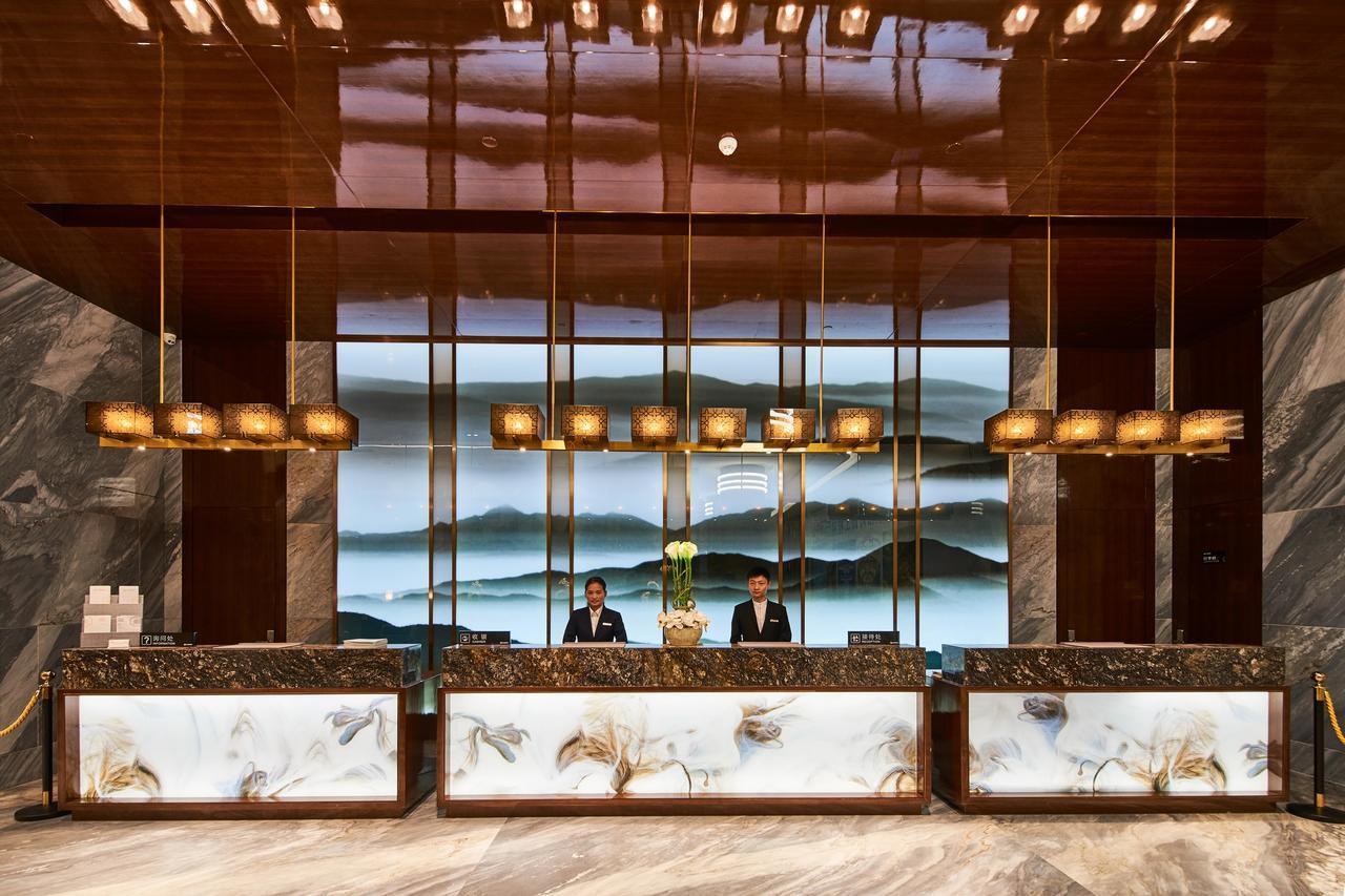 Zhongshan Guzhen Huayu Landmark Hotel Exterior photo